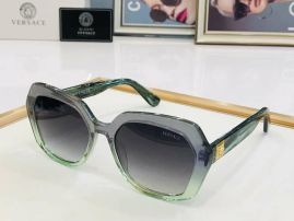 Picture of Versace Sunglasses _SKUfw52140193fw